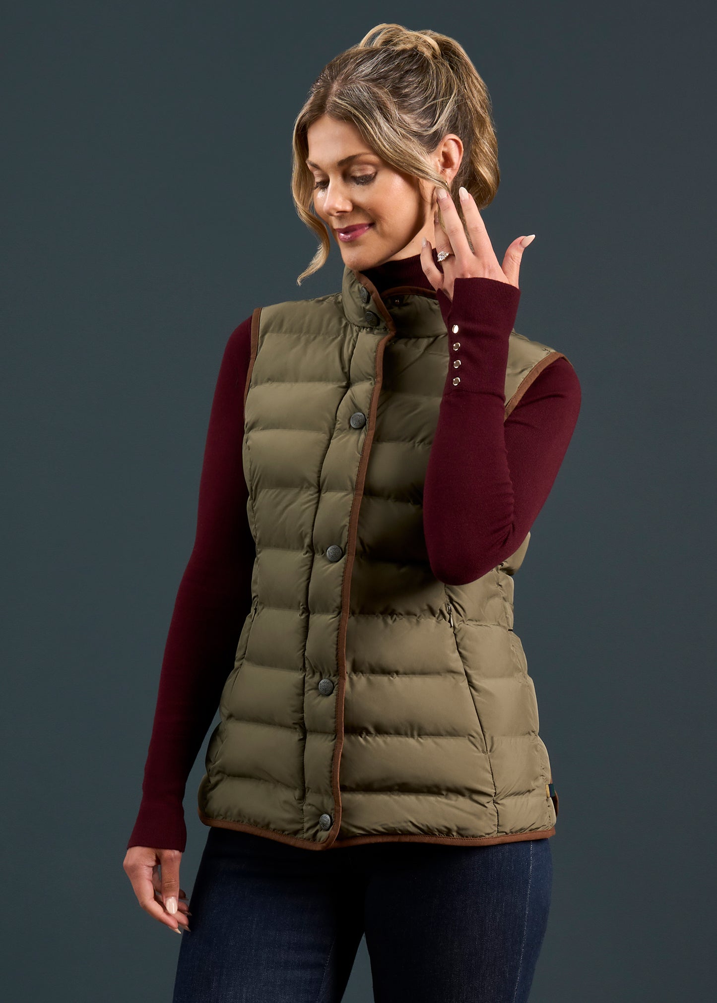 Calsall Ladies Quilted Gilet In Olive