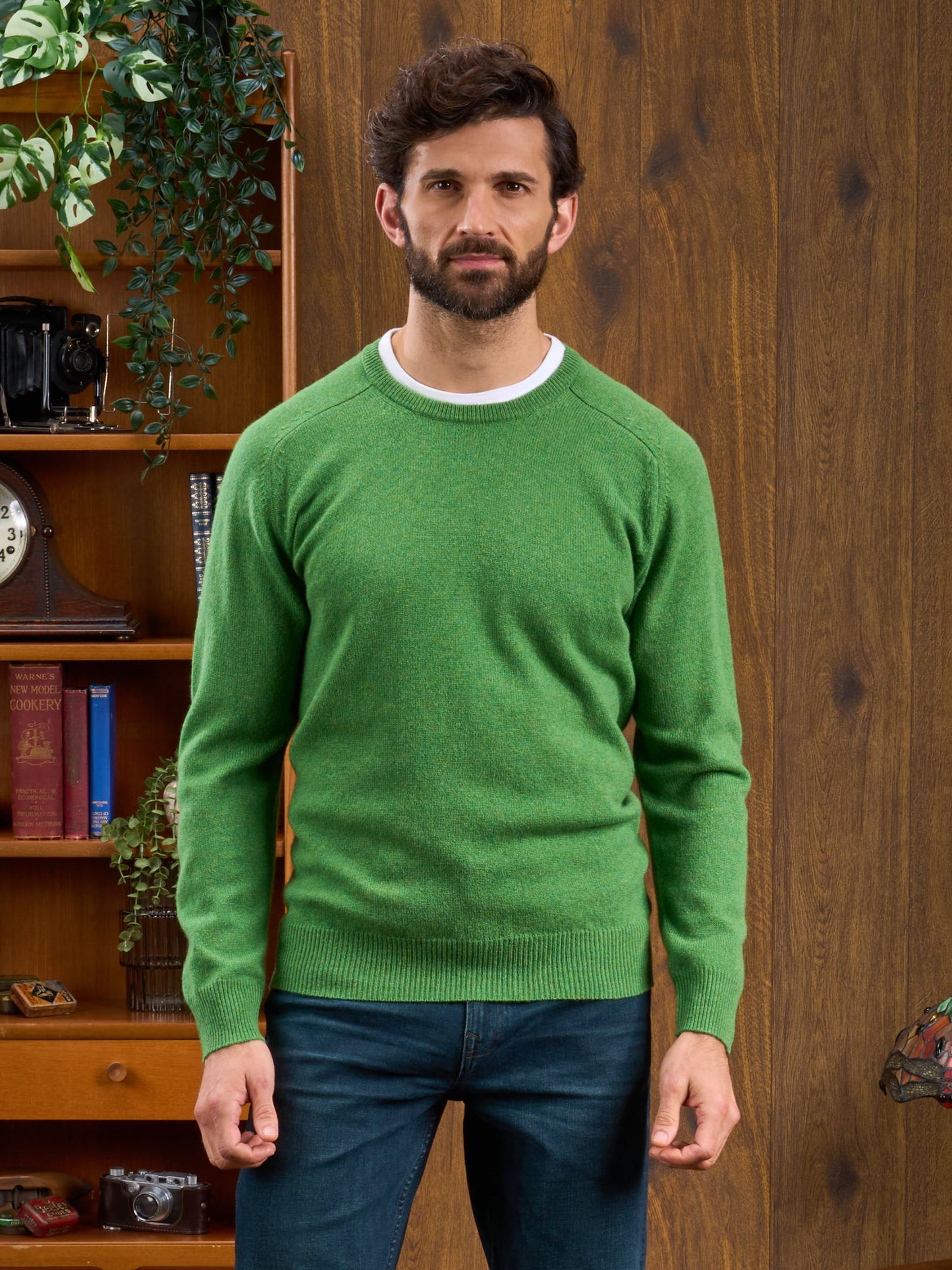 Lambswool Crew Neck Jumper in Palm