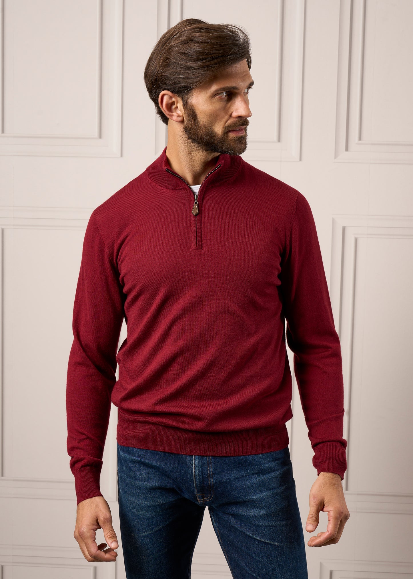 Barton Merinowolle-Mock-Pullover mit 1/4-Reißverschluss in Bordeaux – normale Passform