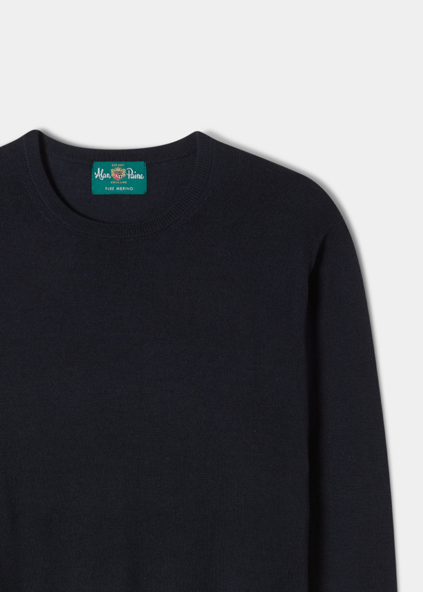 Radstone Herrenpullover aus Merinowolle in dunklem Marineblau – normale Passform