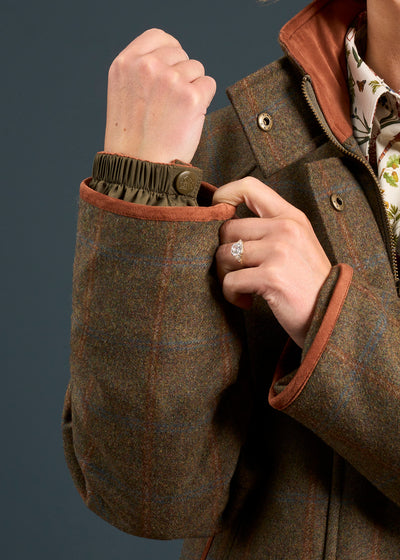 Combrook Ladies Tweed Shooting Coat In Willow