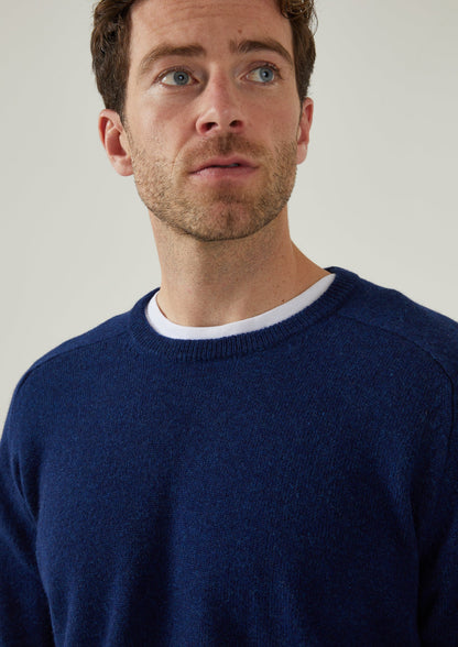 Dorset Herren-Lammwollpullover in Indigo – klassische Passform