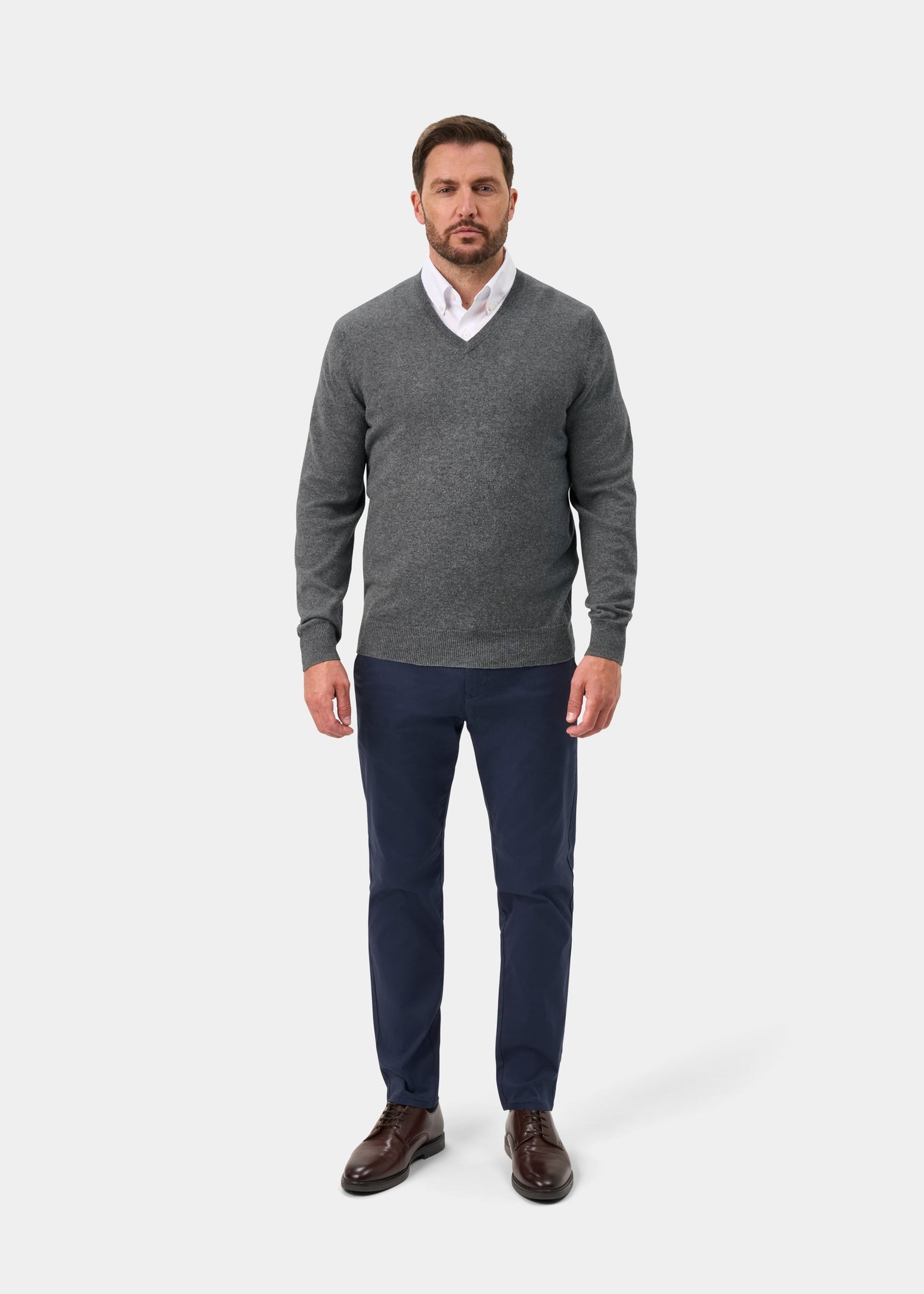 Haddington Pure Cashmere V-Neck Jumper In Derby - Regular Fit