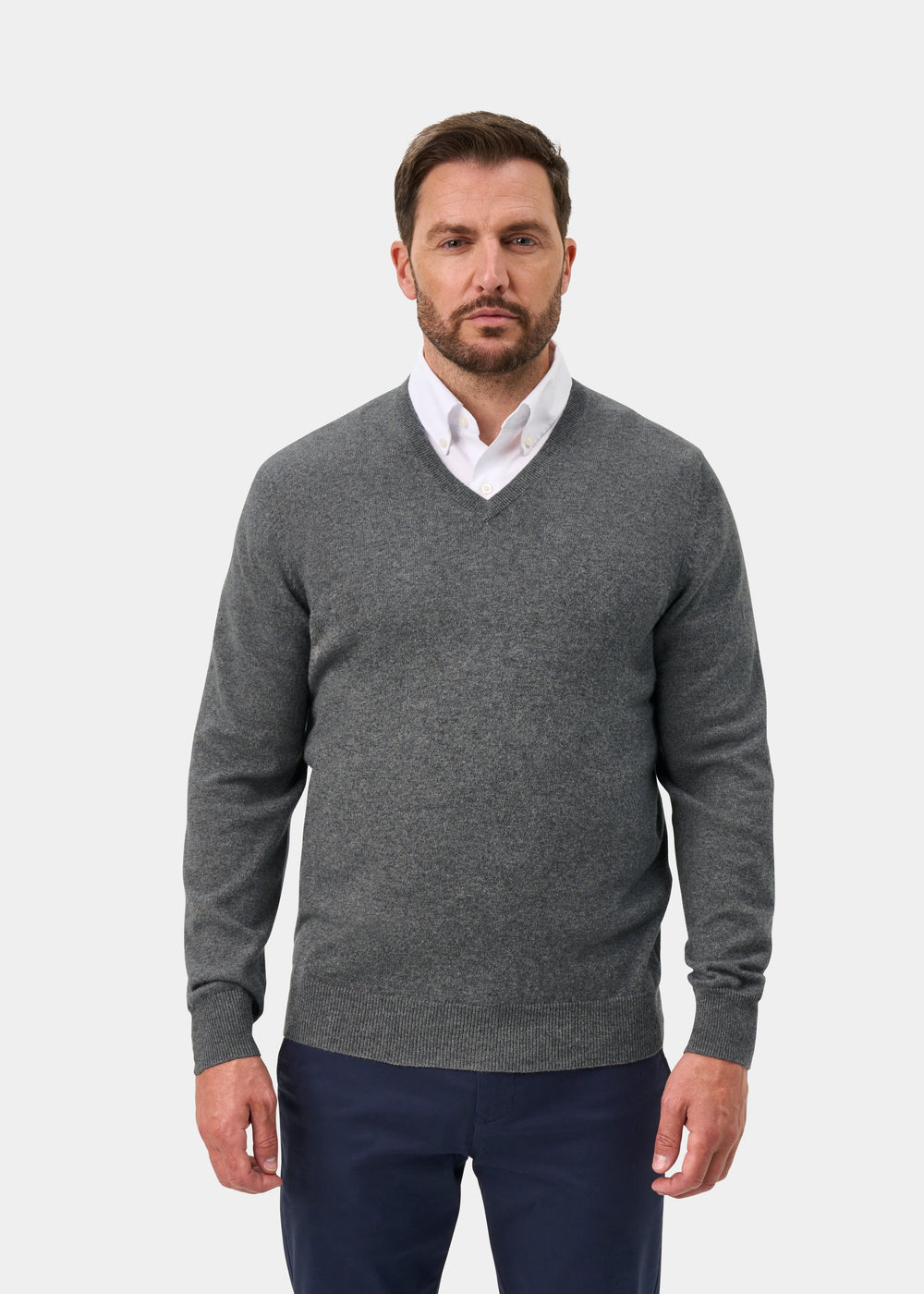 Haddington Pure Cashmere V-Neck Jumper In Derby - Regular Fit