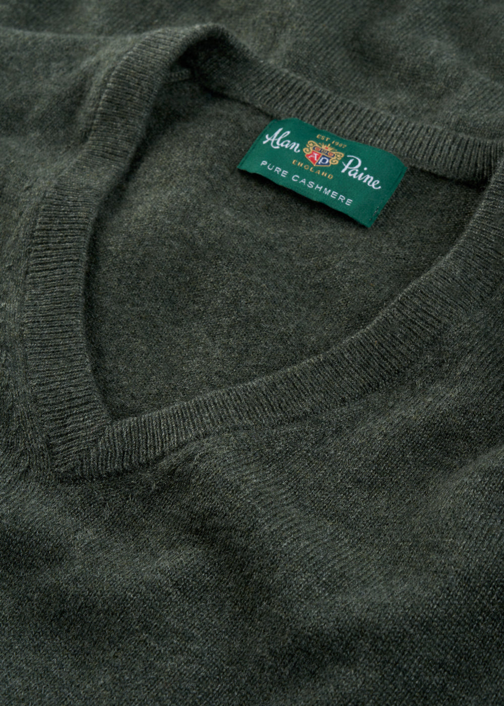 Men's Cashmere Vee Neck Jumper in Rosemary