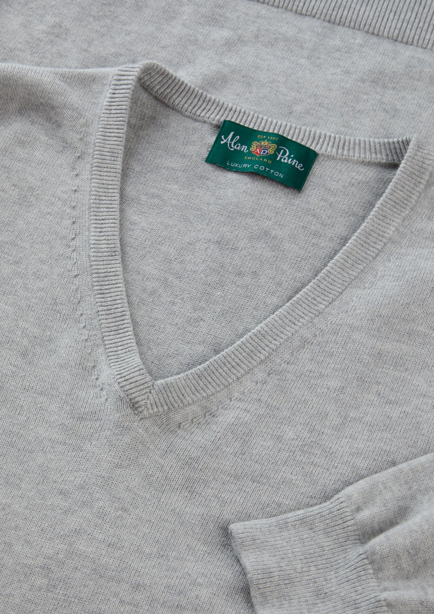 Men's Cotton Cashmere Vee Neck Jumper in Light Grey