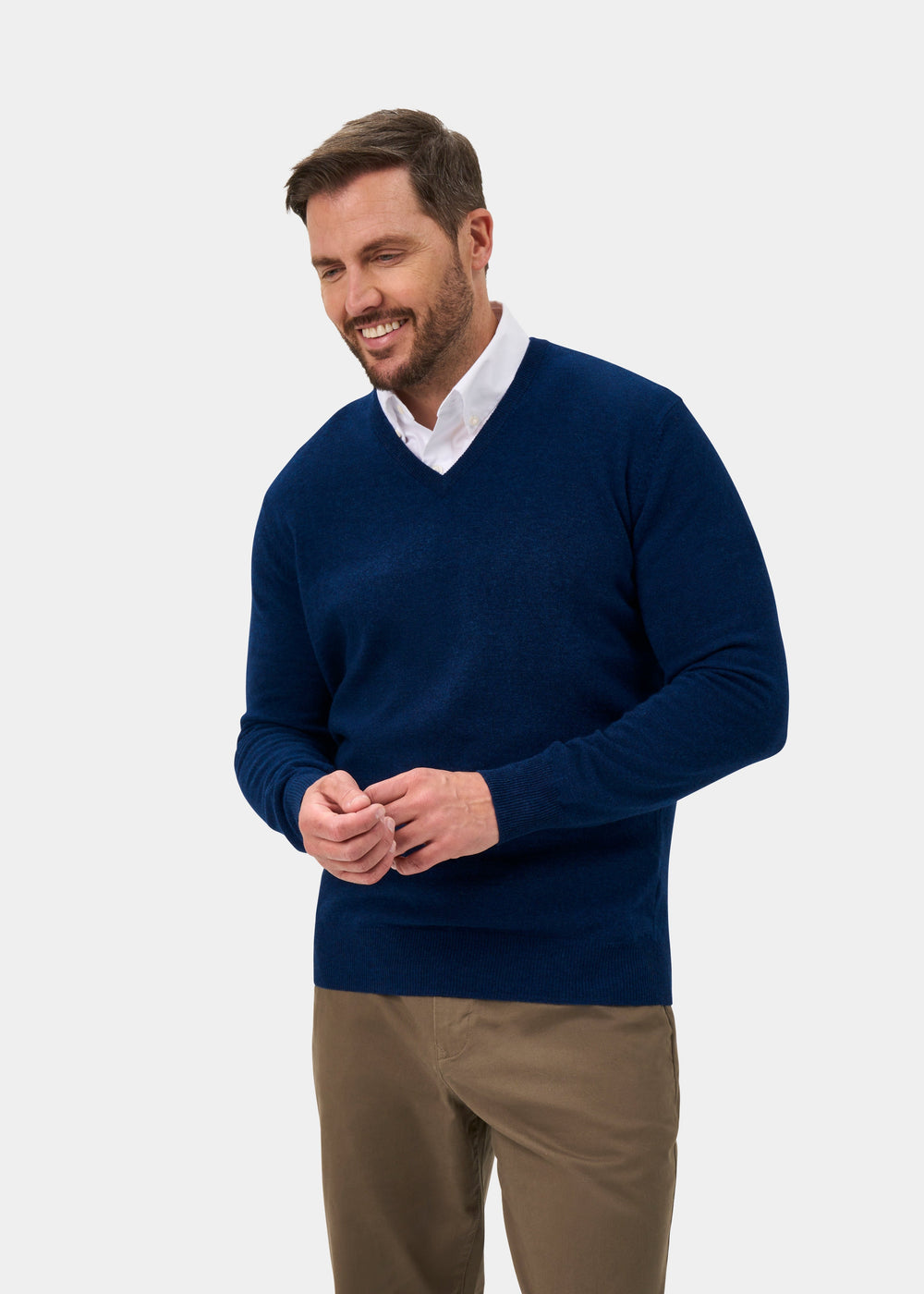 Albury Geelong Wool V-Neck Jumper In Indigo - Regular Fit