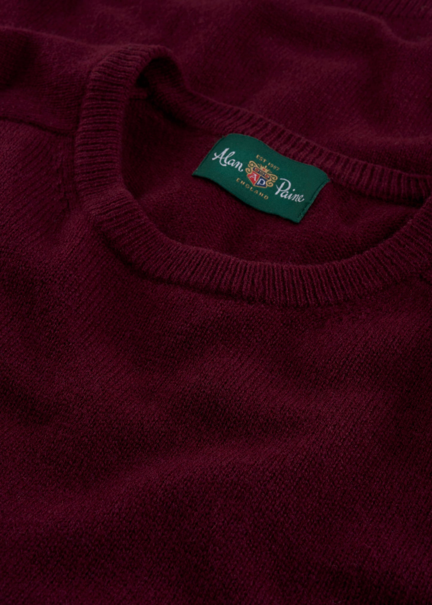 Men's Lambswool Crew Neck Jumper in Bordeaux