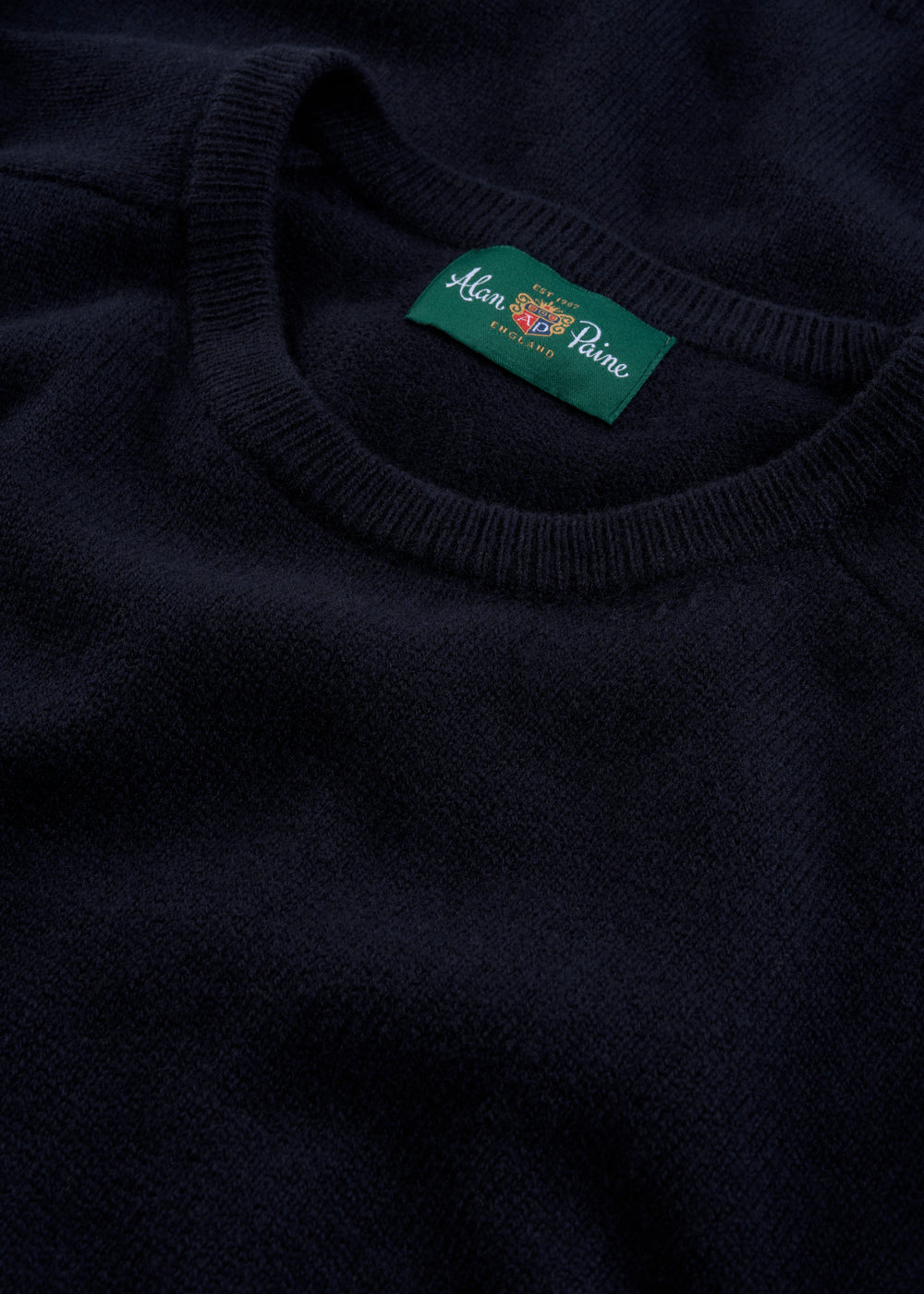 Men's Lambswool Crew Neck Jumper in Navy