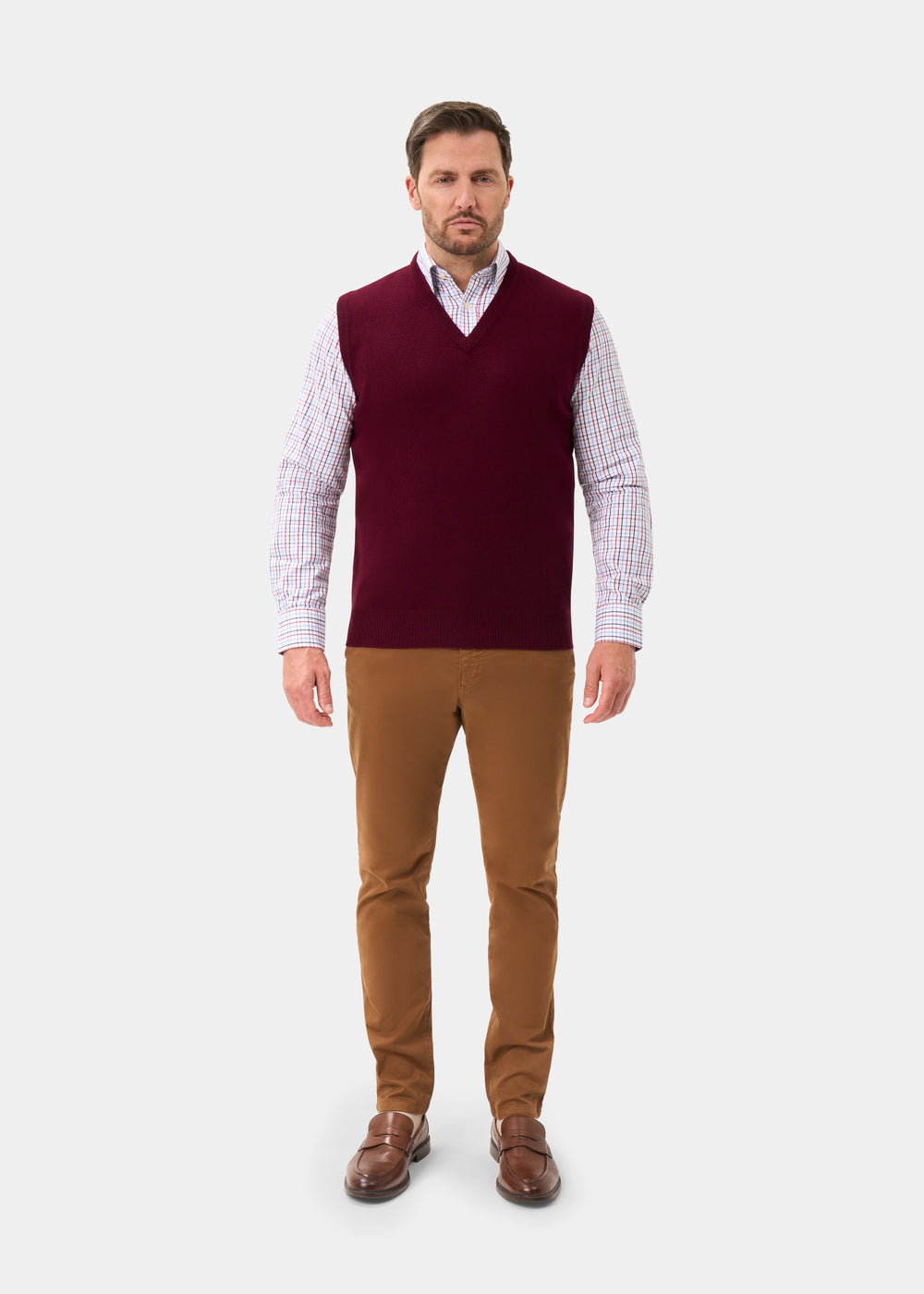 Men's Lambswool Slipover Vee Neck Jumper in Bordeaux
