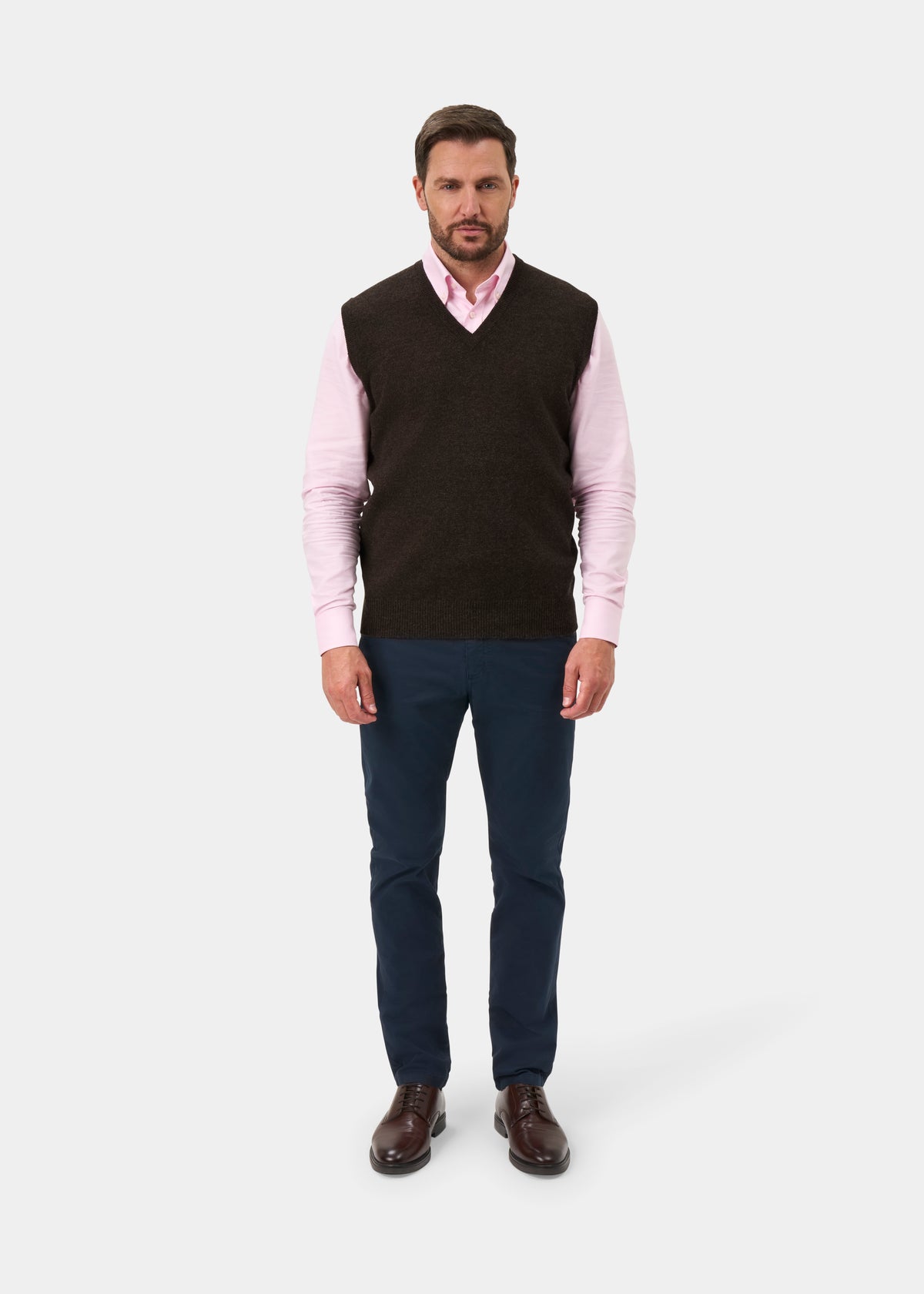Norfolk Lambswool Vee Neck Slipover In Cocoa - Classic Fit