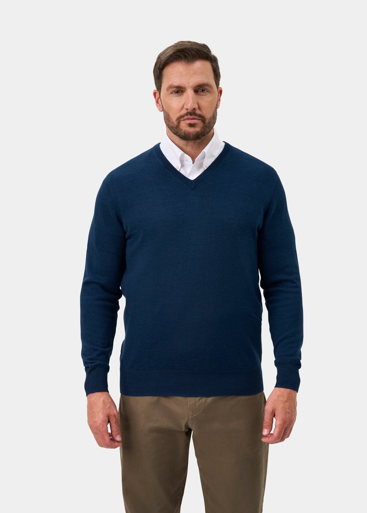Millbreck Merino Wool V-Neck Jumper In Indigo - Regular Fit