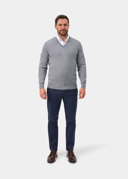 Millbreck Merino Wool Vee Neck Jumper In Light Grey Mix - Regular Fit