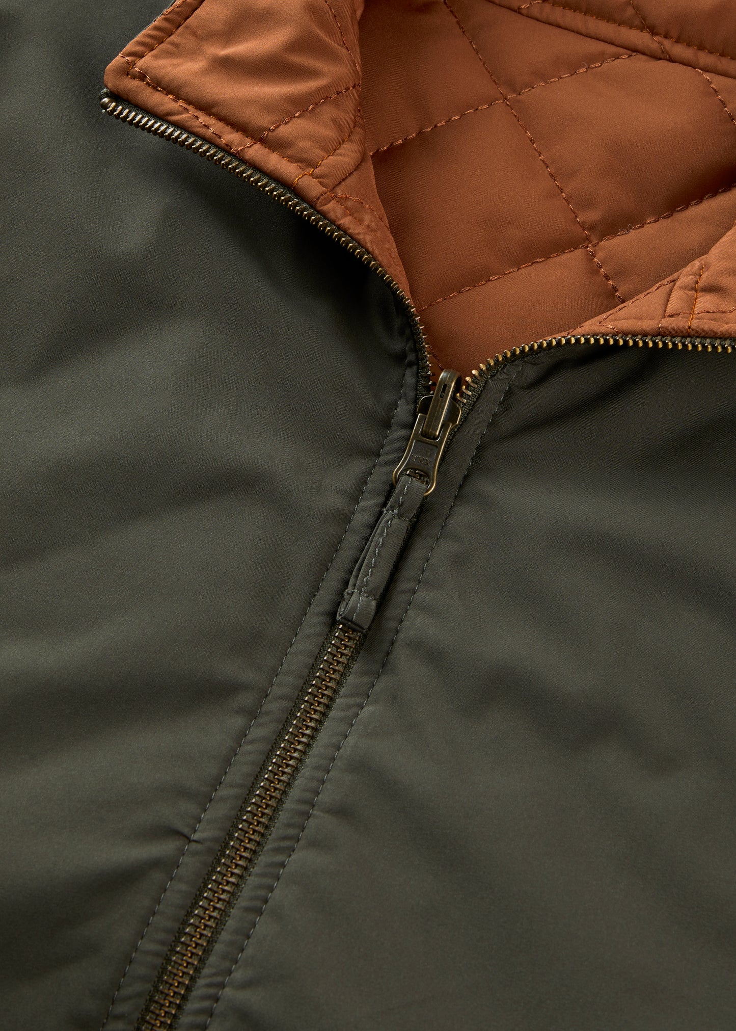 Men's Polyester Reversible Gilet in Green and Orange