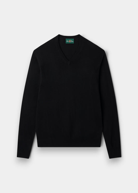 Alan Paine black V-neck jumper in fine Italian merino wool with ribbed hem and cuffs in a regular fit.