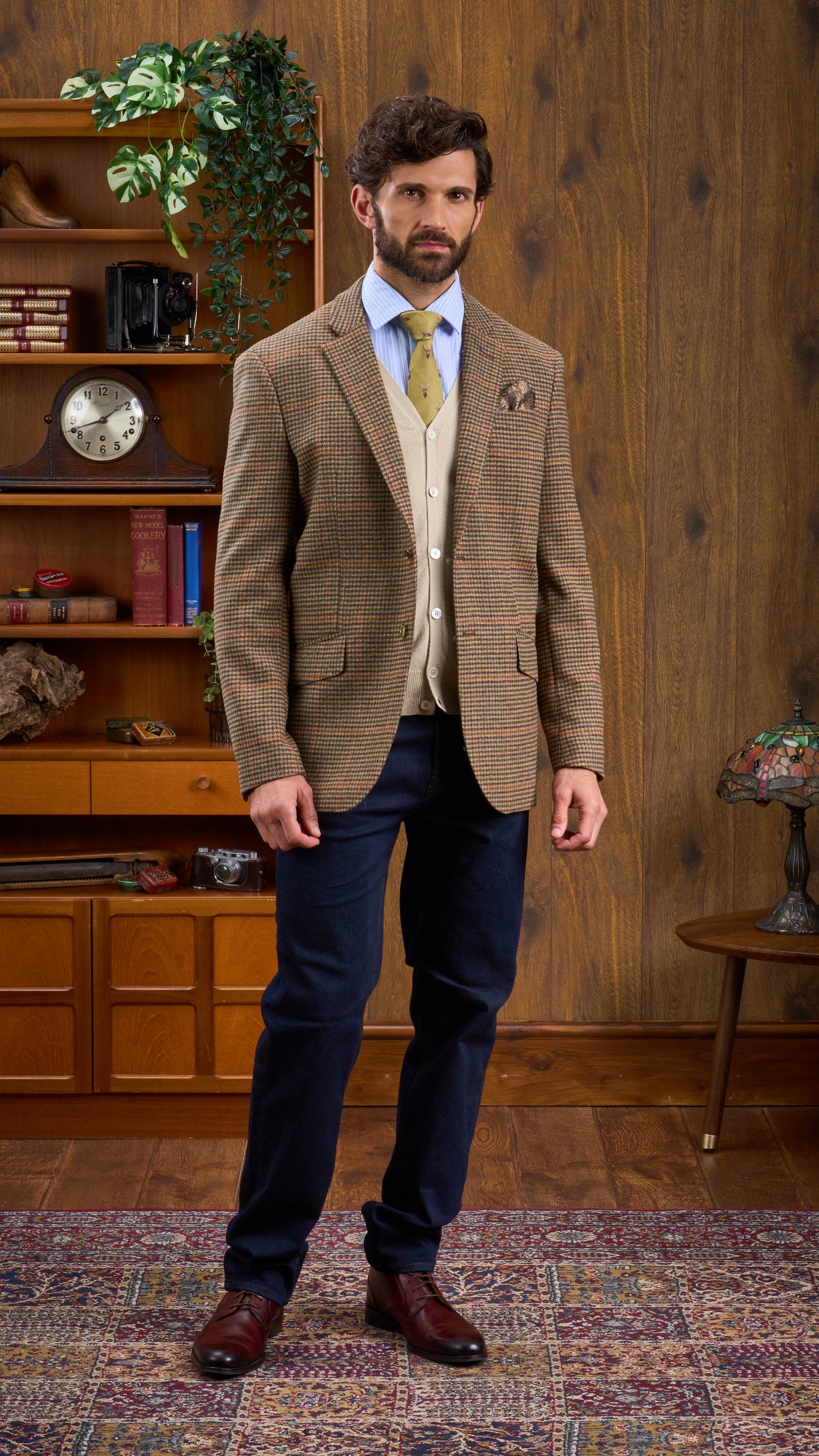 Herren-Cardigan aus Geelong-Lammwolle in Natur – klassische Passform